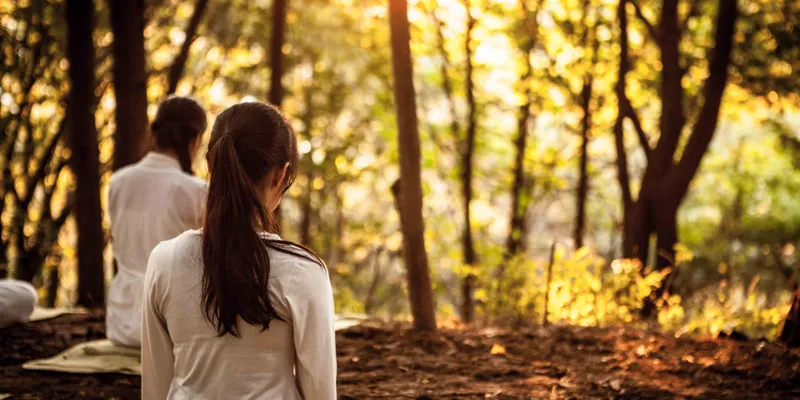 Meditatie in de natuur — mindfulness sessie bij Aureon